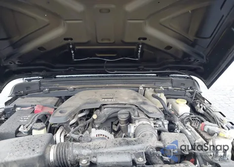 2018 Jeep Wrangler Unlimited Sport S 4X4 from USA, damaged, VIN 1C4HJXDG8JW105626